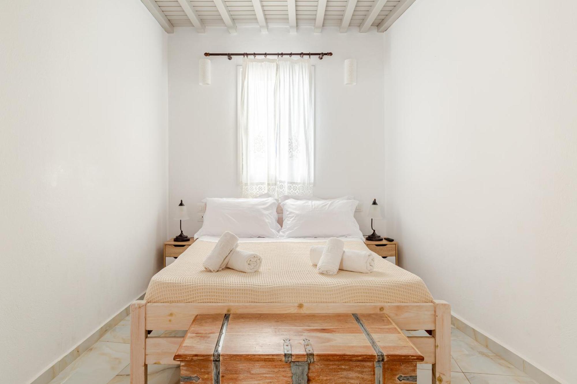 Elenitas Beach House In Ornos Ngoại thất bức ảnh